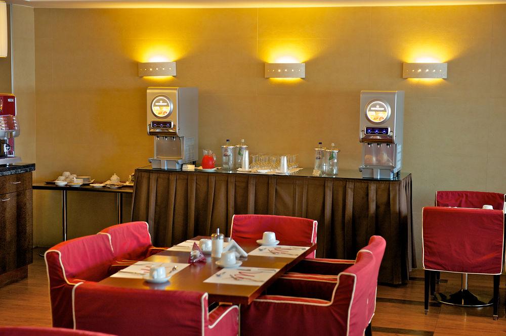 Mercure Delfino Taranto Esterno foto