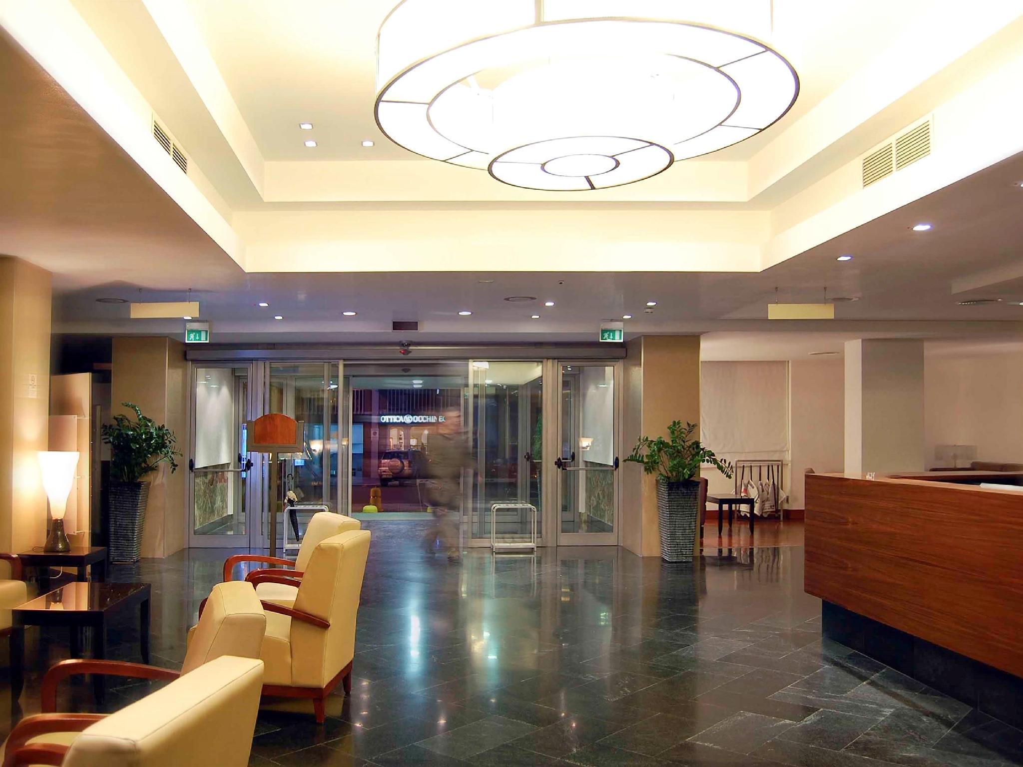 Mercure Delfino Taranto Esterno foto