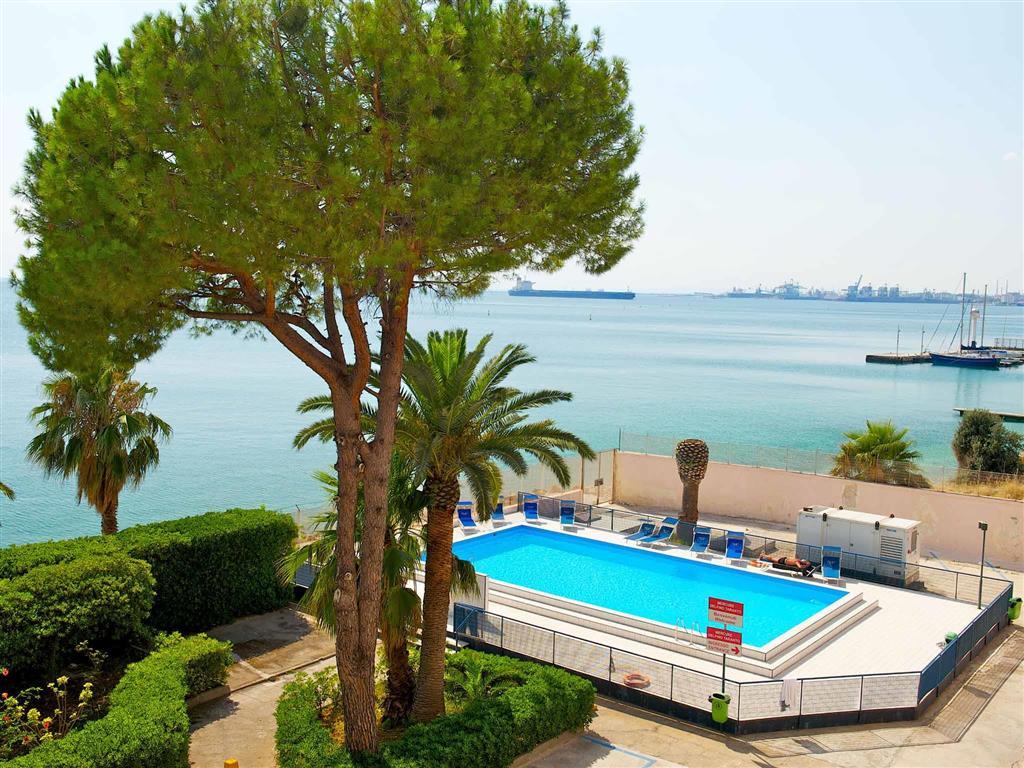 Mercure Delfino Taranto Esterno foto
