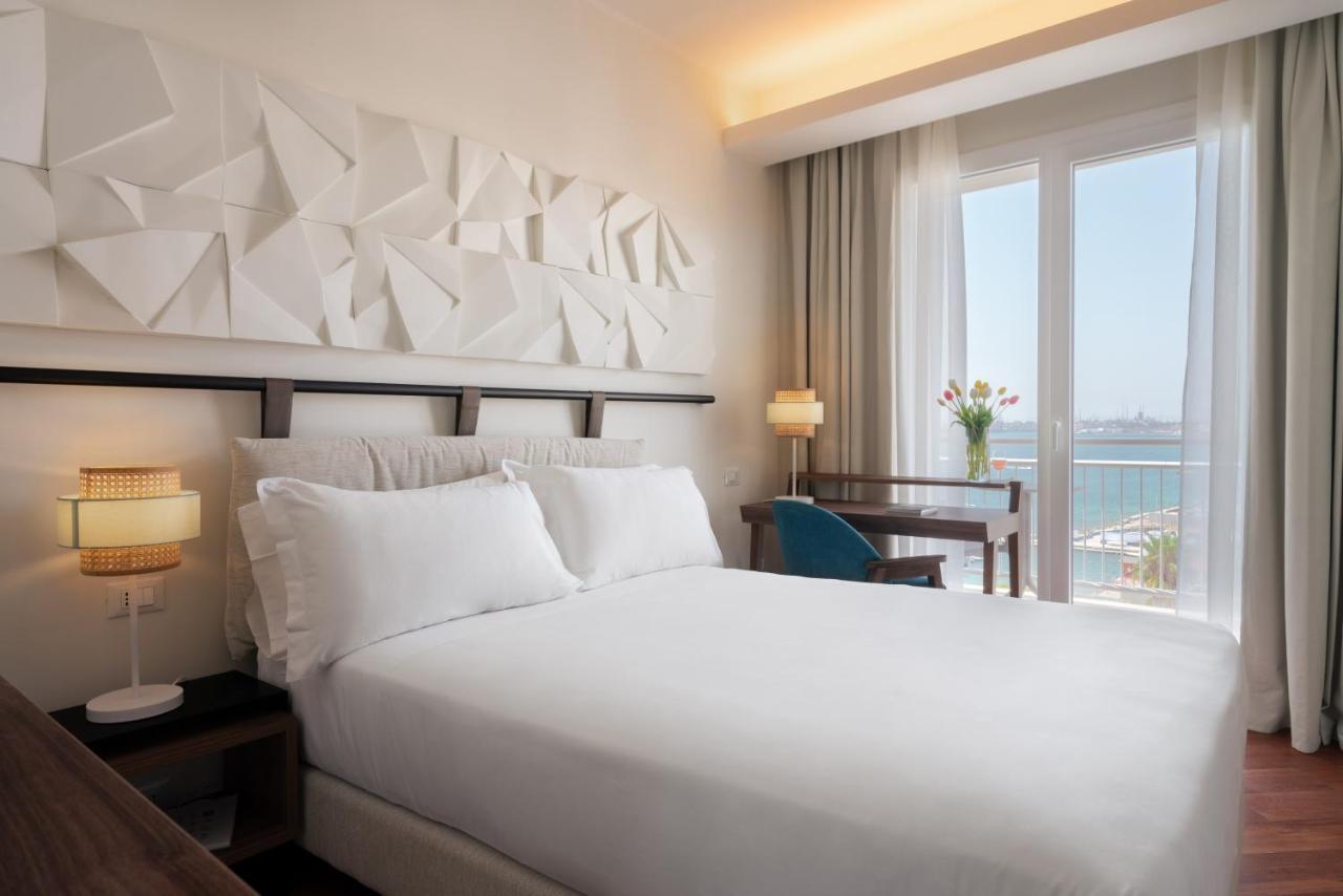 Mercure Delfino Taranto Esterno foto