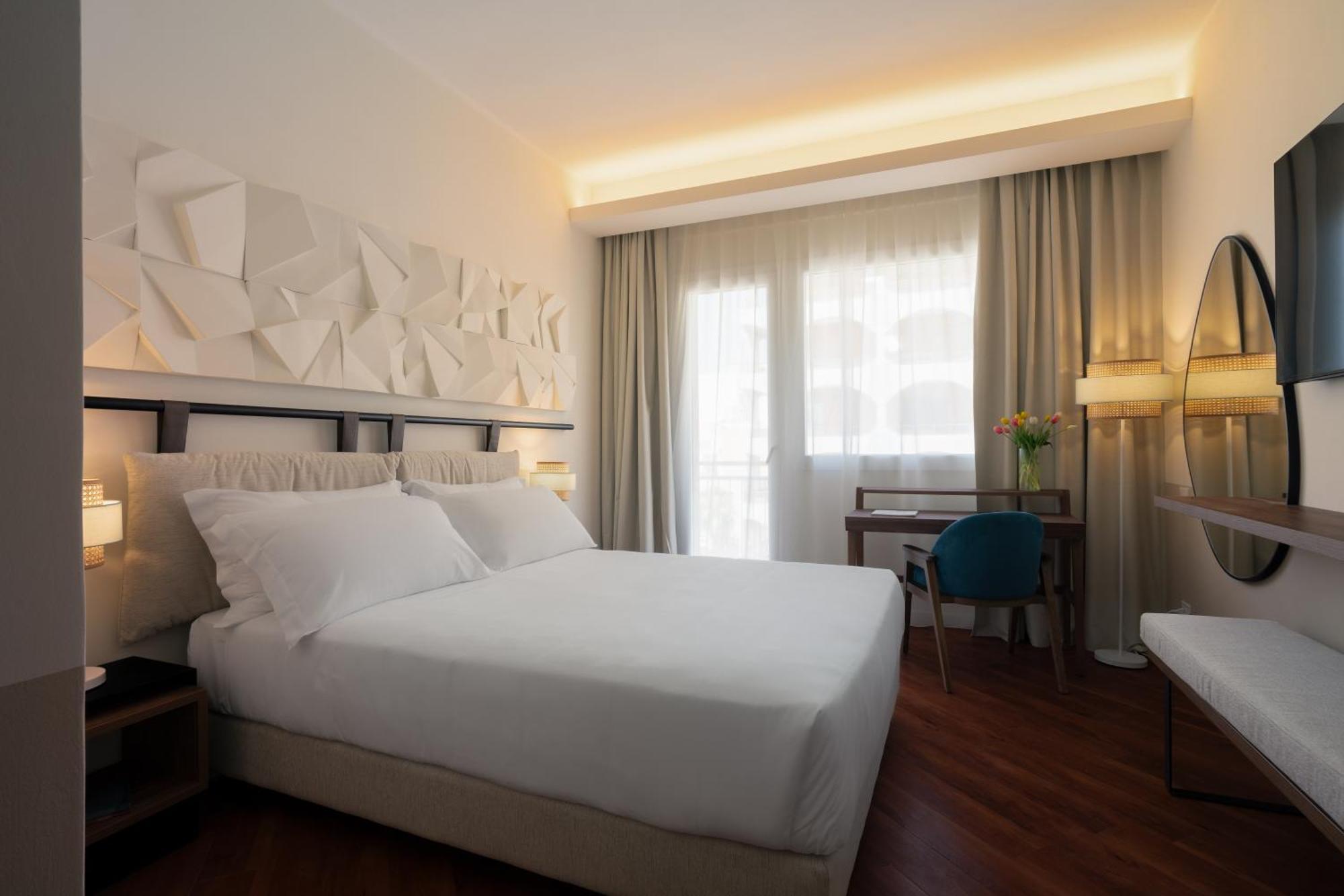 Mercure Delfino Taranto Esterno foto