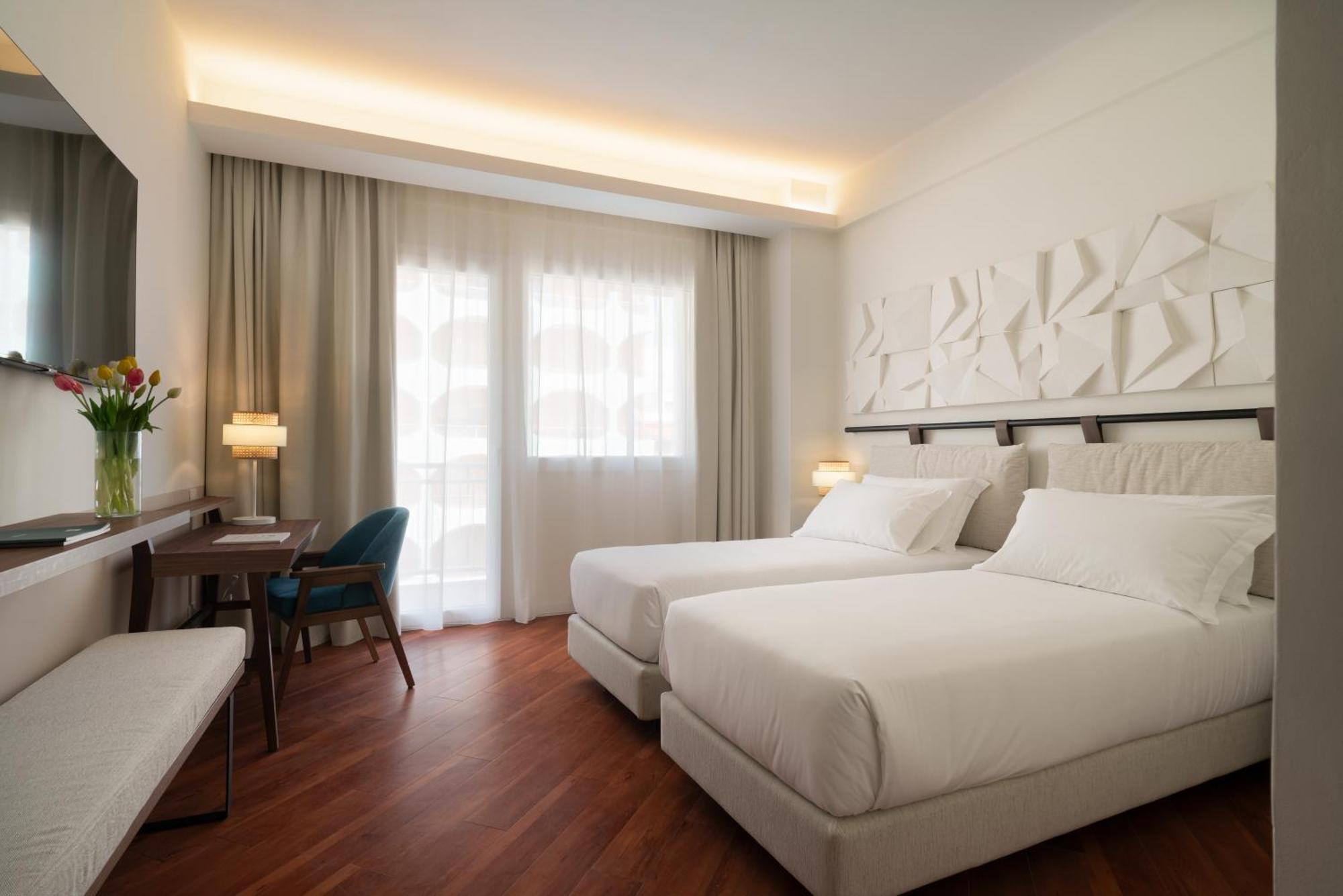 Mercure Delfino Taranto Esterno foto