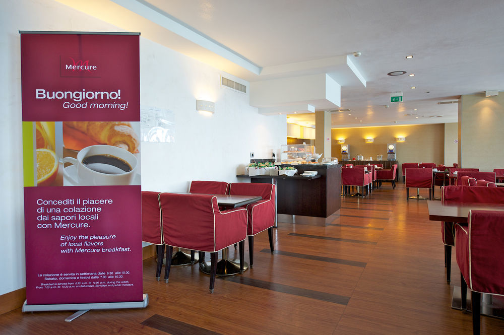 Mercure Delfino Taranto Esterno foto