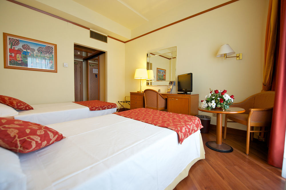 Mercure Delfino Taranto Esterno foto